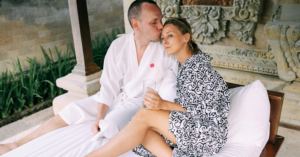 couple friendly resorts in Gurgaon