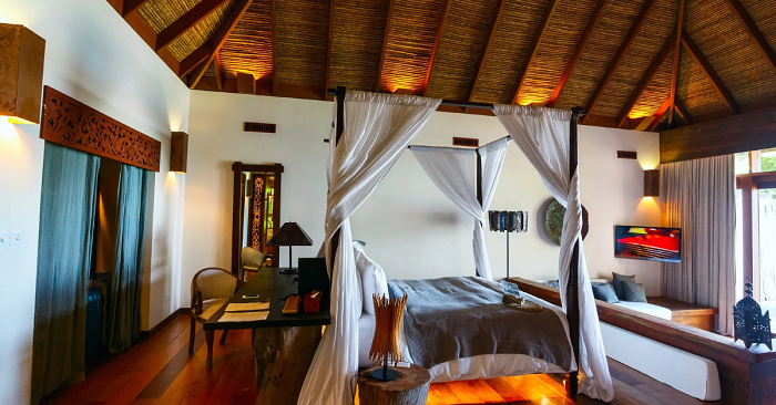 luxury resort in Gurgaon for stay